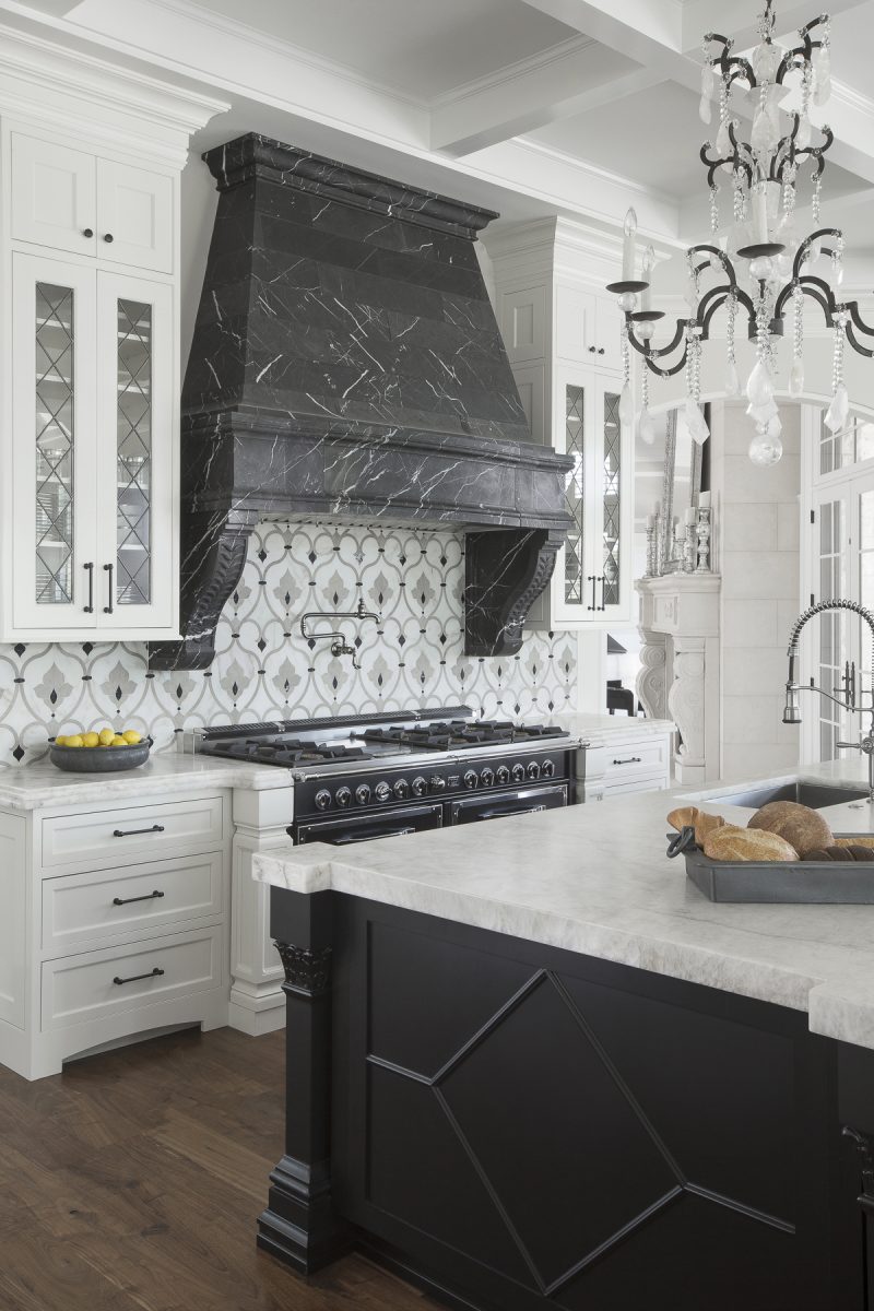 Custom kitch design with chimney