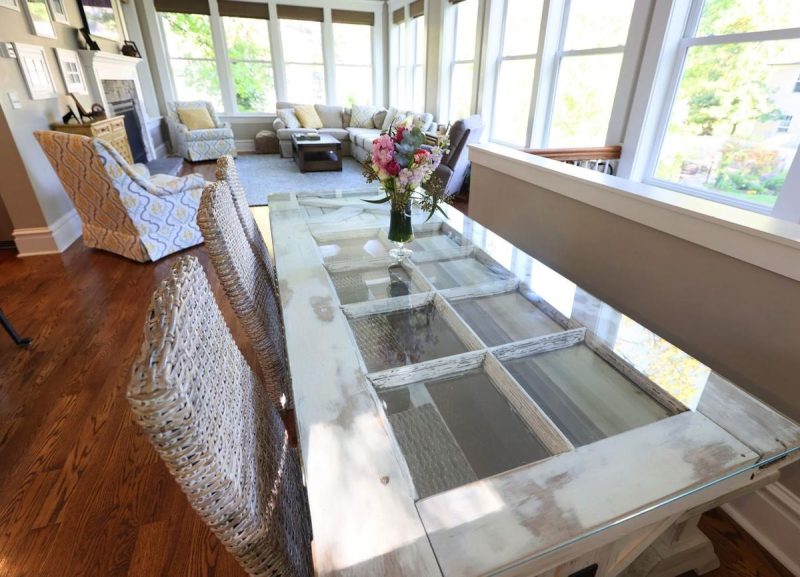 Living room addition to Kirkwood home
